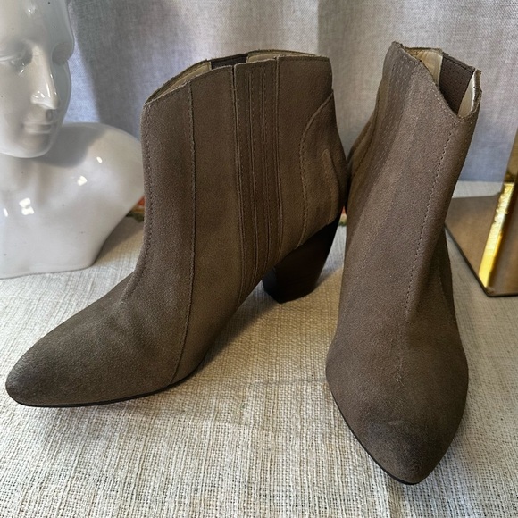 Joe’s Jeans Suede Booties sz 7.5 - Picture 7 of 7